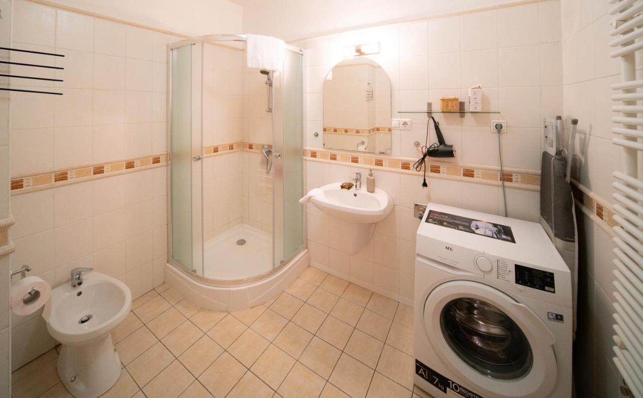 Free Parking Amphitheater Apartment - Wifi, Ac, Tv Budapesta Exterior foto